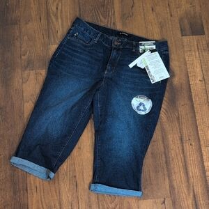 d. jeans Blue Ankle Cropped Jeans with Subtle Fading
